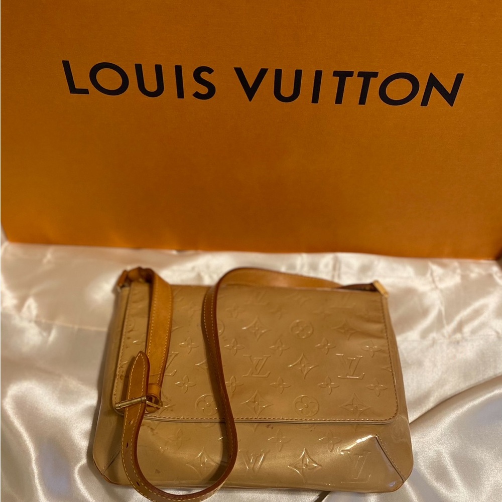 LOUIS VUITTON Thompson Street AUTHENTIC Bag - Picture 3 of 15